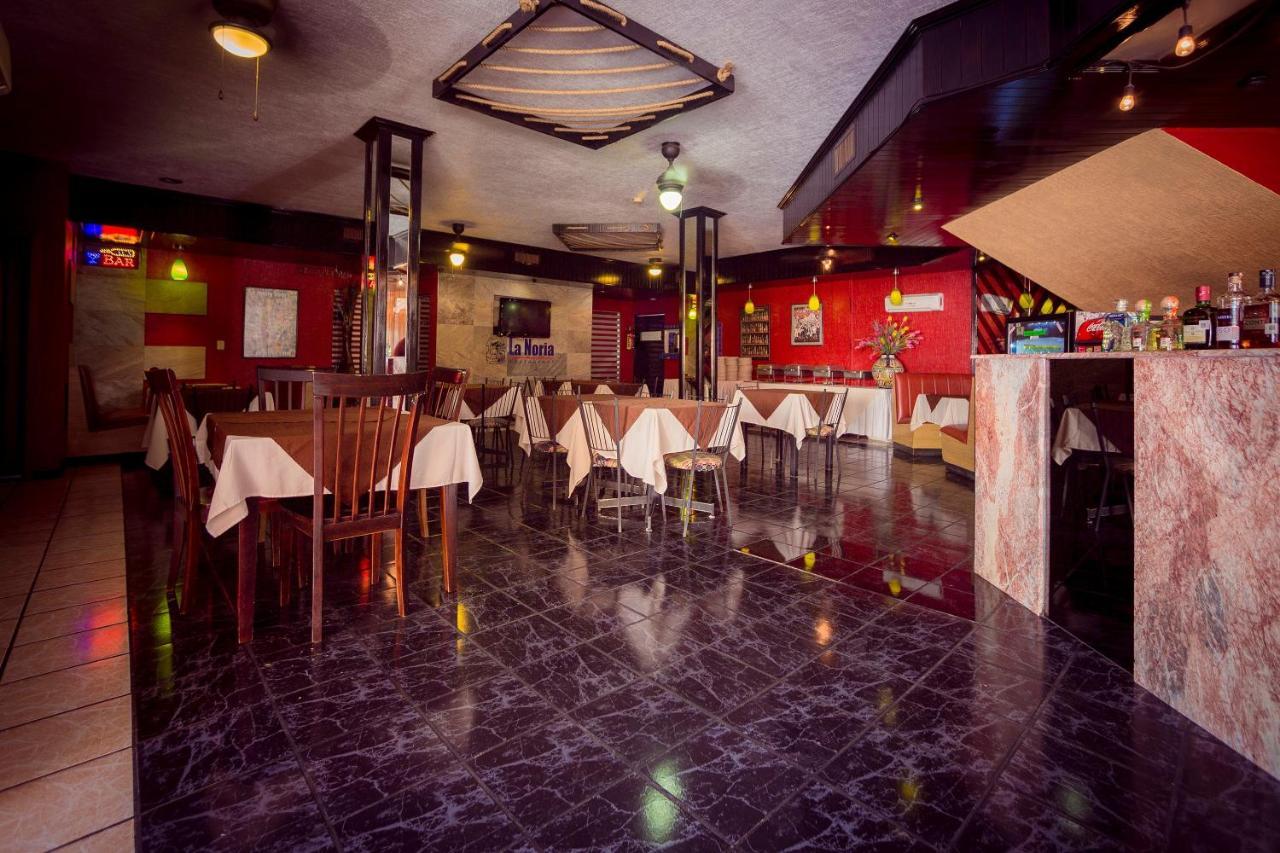 מונטריי Hotel La Silla מראה חיצוני תמונה