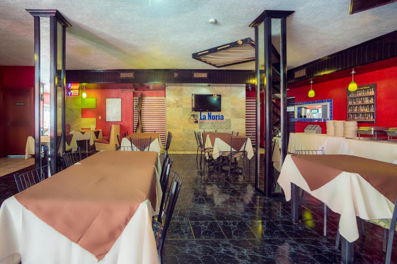 מונטריי Hotel La Silla מראה חיצוני תמונה