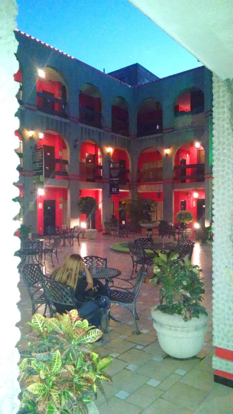 מונטריי Hotel La Silla מראה חיצוני תמונה