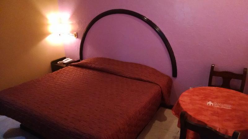 מונטריי Hotel La Silla מראה חיצוני תמונה